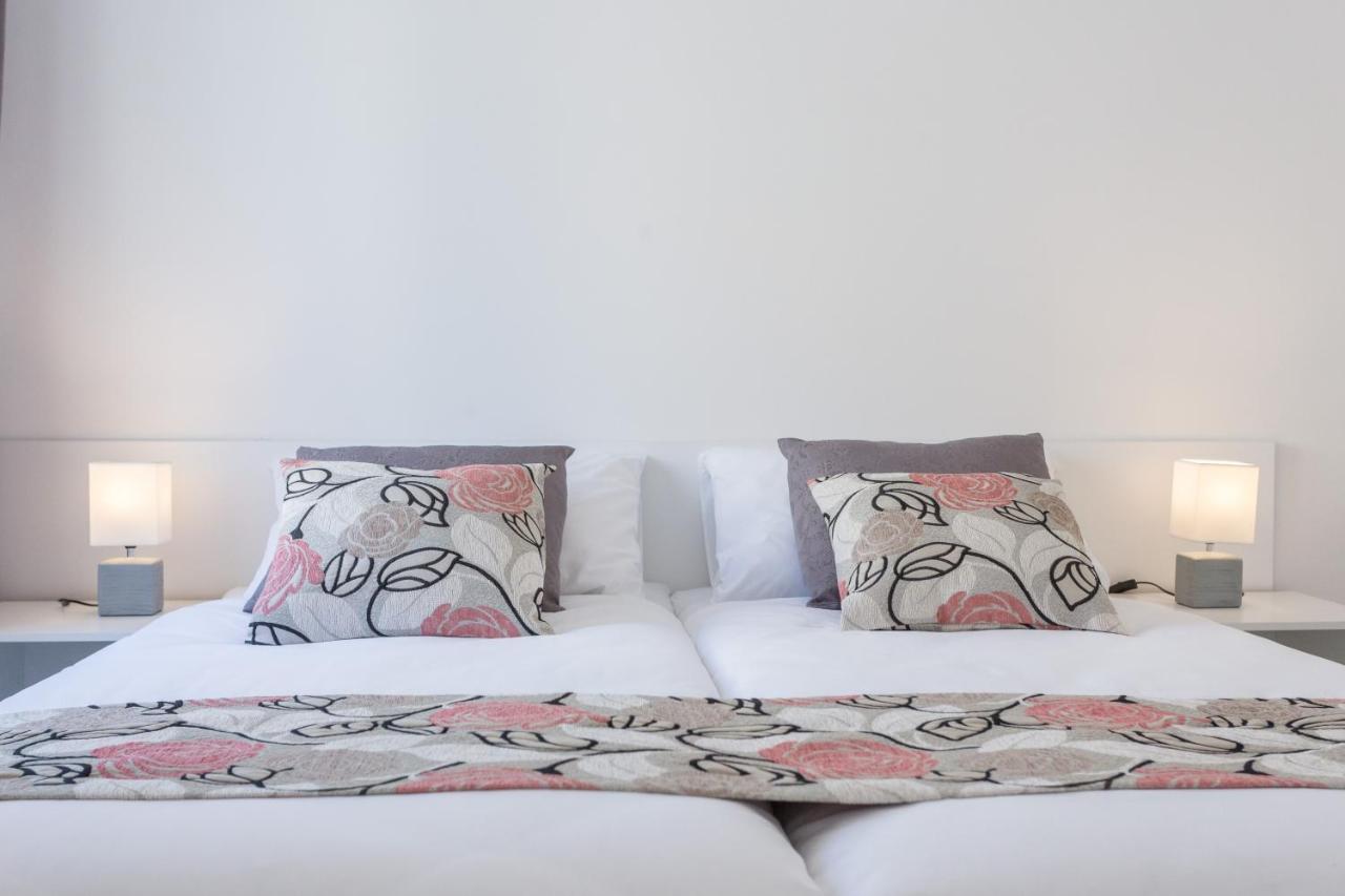 Apartments Oleander Sea View 챠브타트 외부 사진