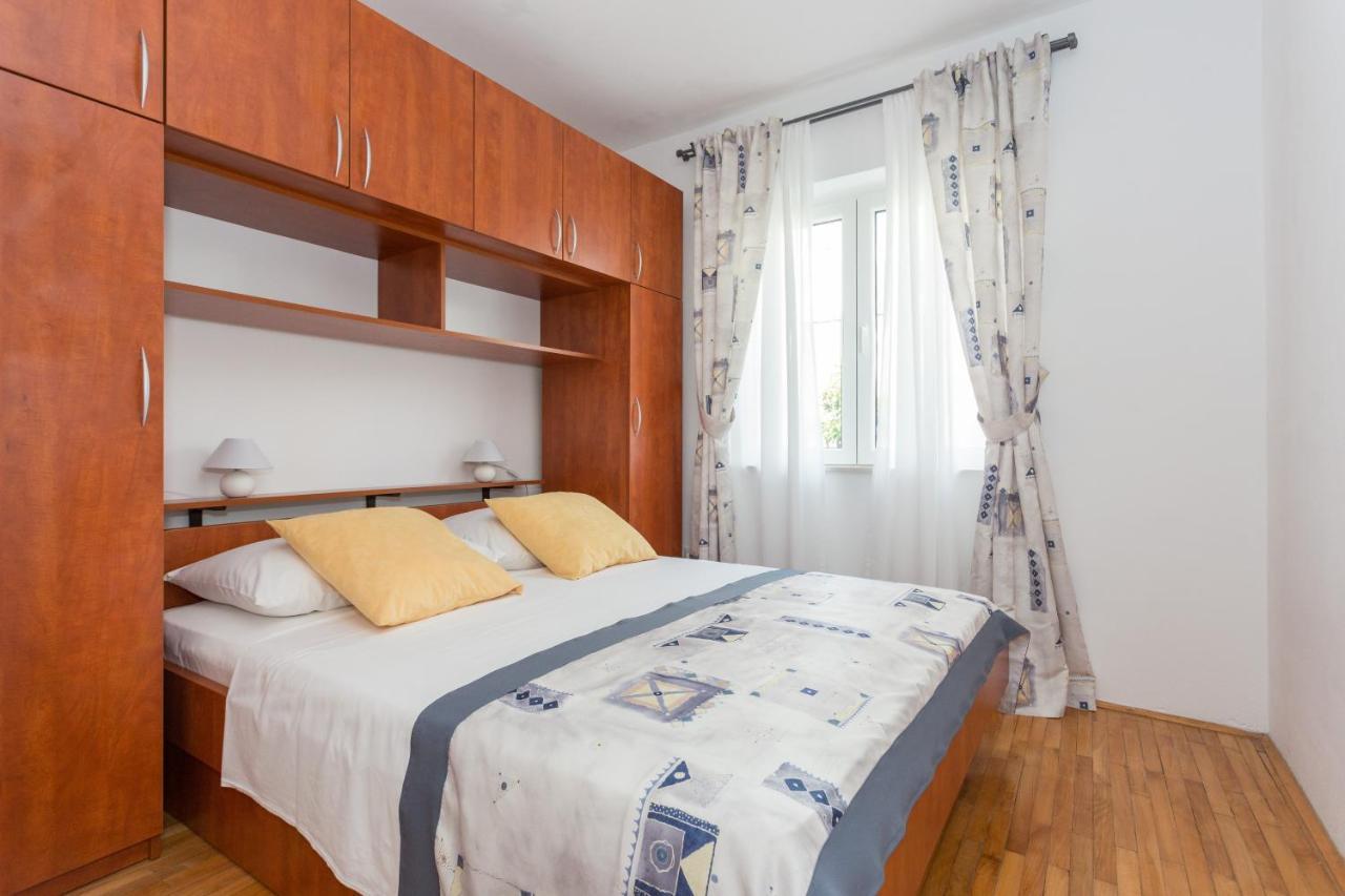Apartments Oleander Sea View 챠브타트 외부 사진